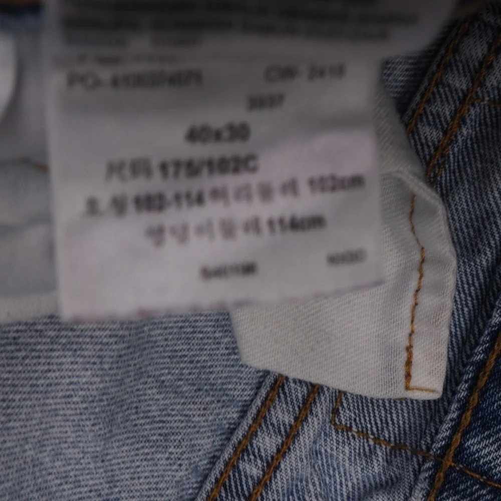 Levi's Jeans Mens 40x30 550 Light Blue Solid Distressed Frayed Grunge Retro
